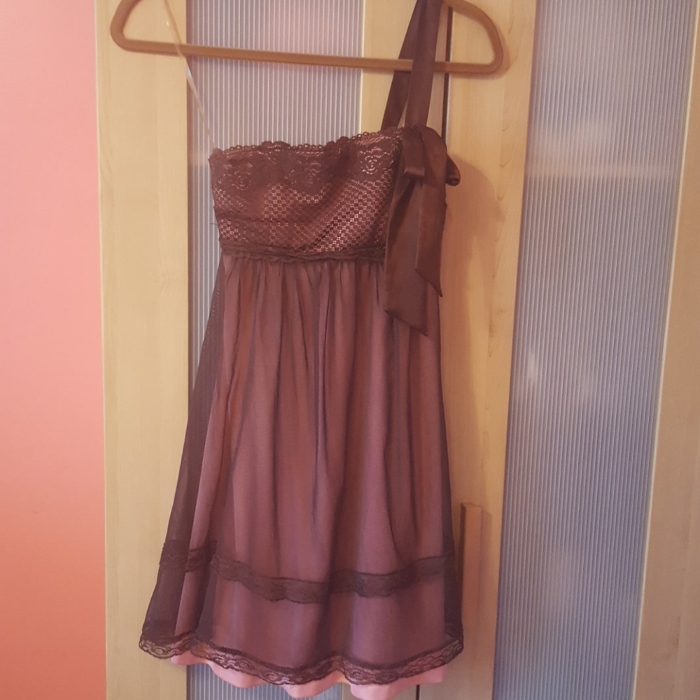 Windsor brown and peach occasion dress